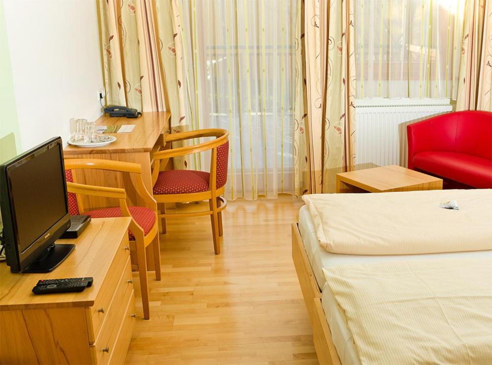 Kurhotel Bad Zell Екстер'єр фото