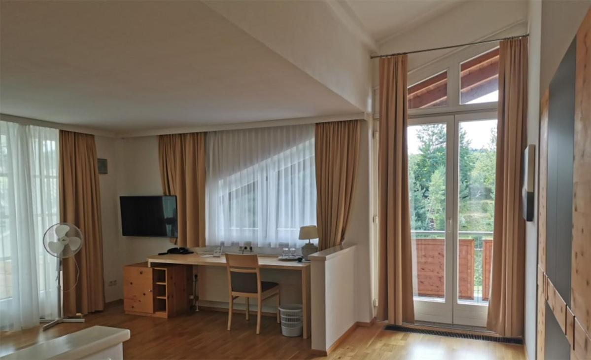 Kurhotel Bad Zell Екстер'єр фото